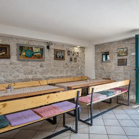 Fetiva Makar Casa vacanze